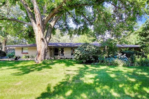 6370 Pontiac Dr, Indian Head Park, IL, 60525-4345 | Card Image