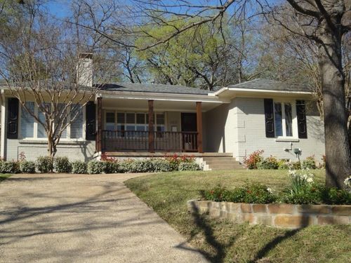 6831 La Vista Dr, Dallas, TX, 75214-4033 | Card Image