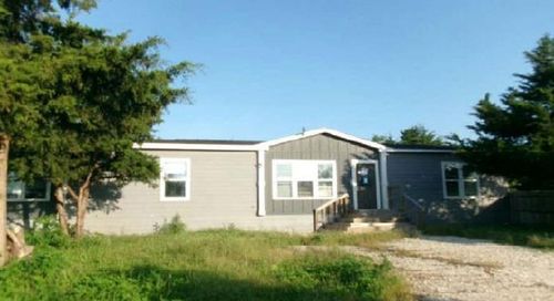 325 Club Lake Rd, Whitesboro, TX, 76273-5120 | Card Image