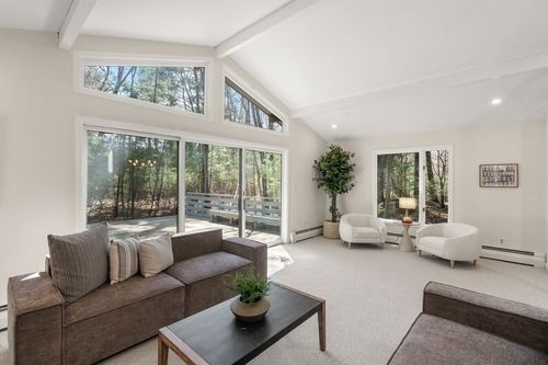 6 Briggs Pond Way, Sharon, MA, 02067-3008 | Card Image