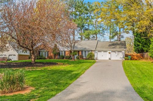 1053 Windwood Drive, Kernersville, NC, 27284 | Card Image