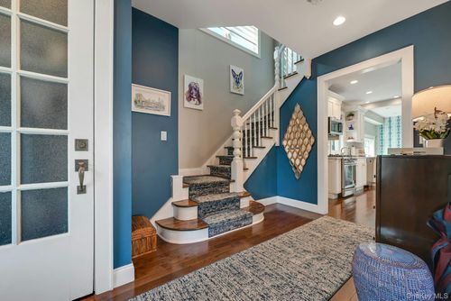 36 Summit St, Nyack, NY, 10960-3726 | Card Image