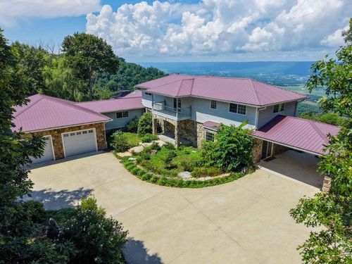 1981 Porch Rock Rd, Pikeville, TN, 37367-8406 | Card Image