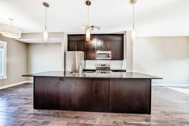 606 Skyview Point Pl Ne, Townhouse with 2 bedrooms, 3 bathrooms and 2 parking in Calgary AB | Image 8