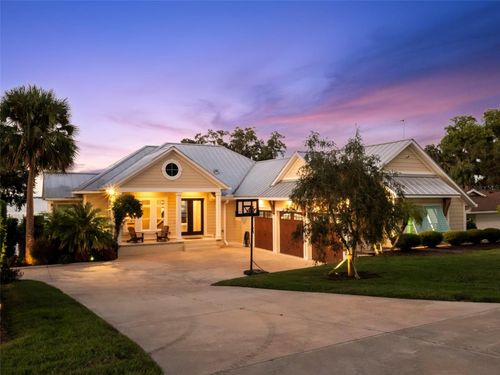 12943 Se Sunset Harbor Rd, WEIRSDALE, FL, 32195-2326 | Card Image