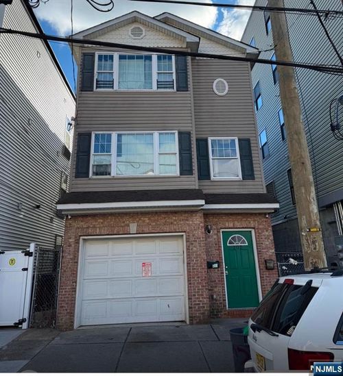 202 Harrison St, Paterson, NJ, 07501-1308 | Card Image