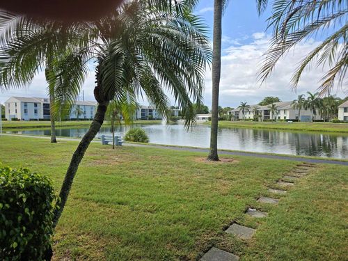 apt-d1-1107 Green Pine Blvd, West Palm Beach, FL, 33409-7083 | Card Image