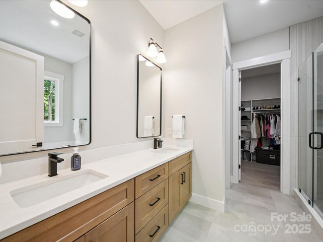 Owner's Bath | Image 27