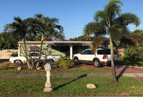 130 Nw 33rd Ave, Lauderhill, FL, 33311-8451 | Card Image