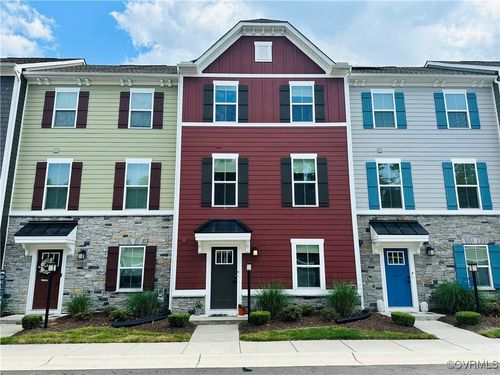 1724 Defiance Dr, Chesapeake, VA, 23323-3225 | Card Image