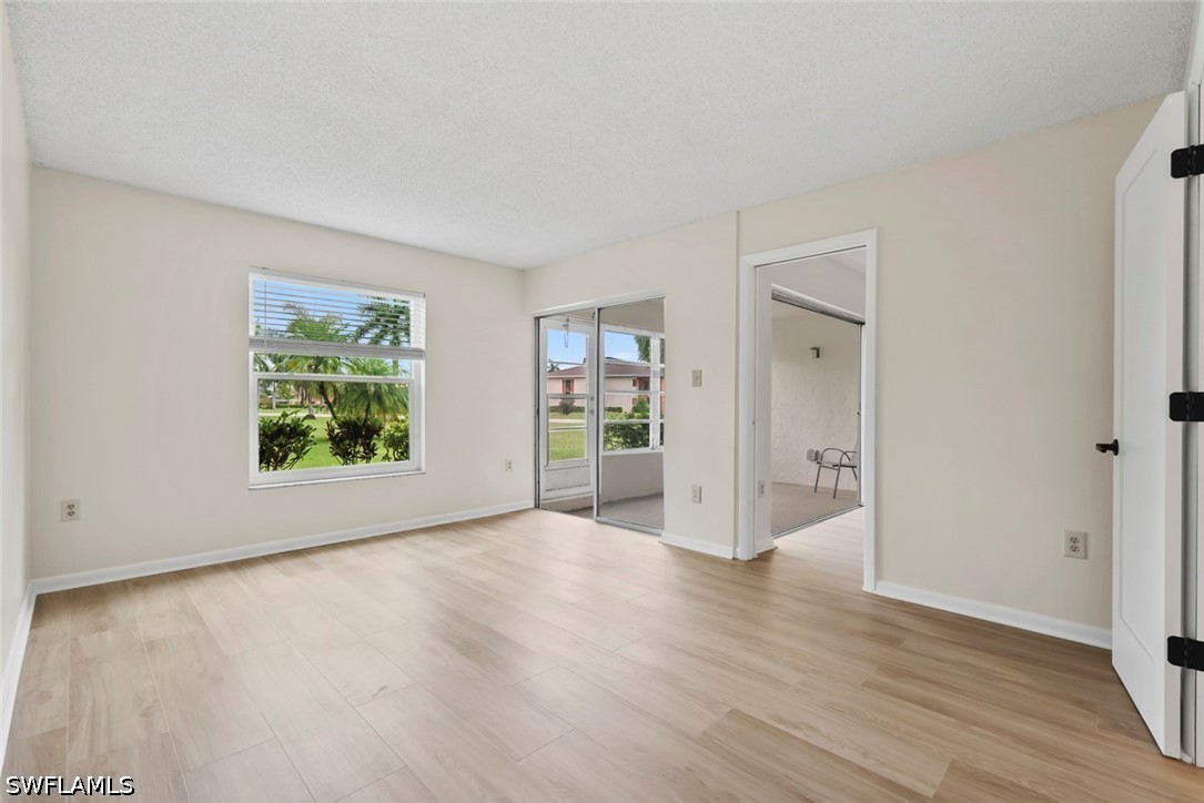Residential in Naples 3