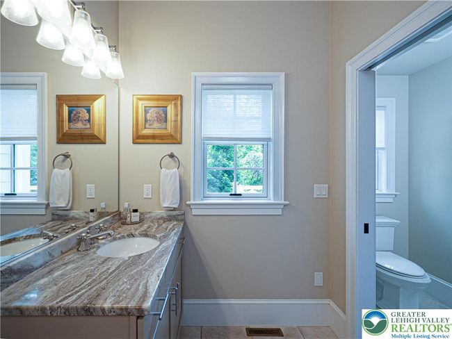 2063 Forge Run, House other with 4 bedrooms, 5 bathrooms and null parking in Bethlehem PA | Image 29