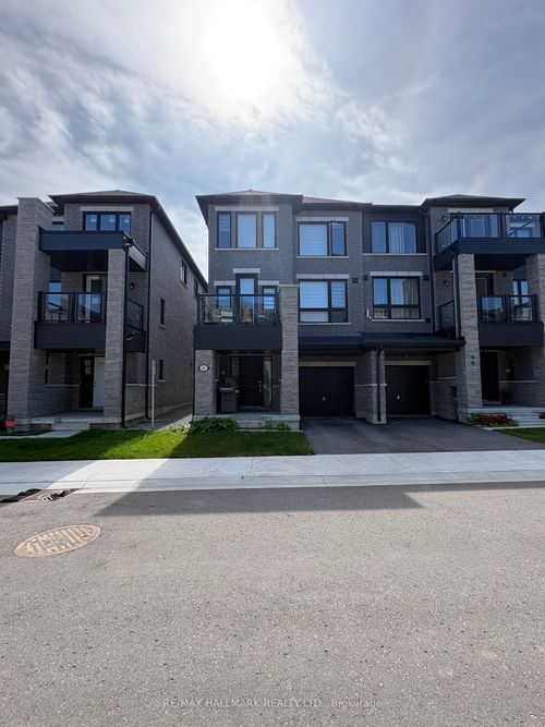 48 Spry Lane, Barrie, ON, L9J0N6 | Card Image