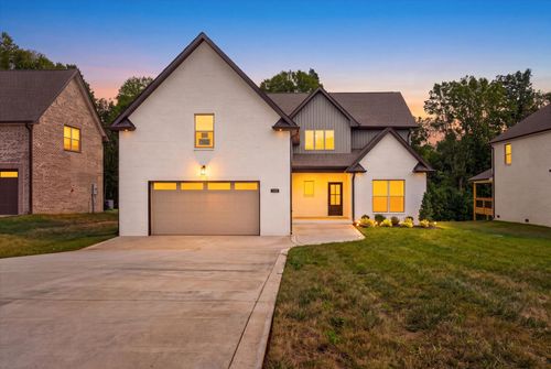 353 Young Ln, Pleasant View, TN, 37146-2401 | Card Image