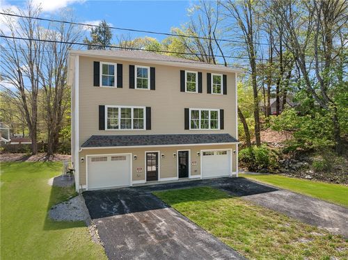 3-40 Farnum Pike, Smithfield, RI, 02917-3234 | Card Image