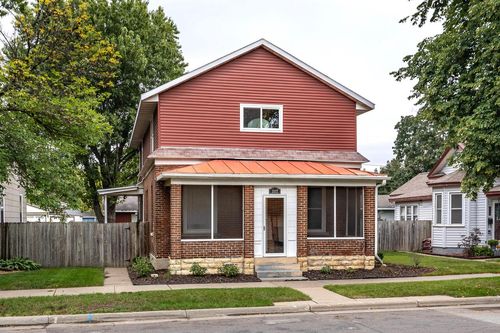 1317 Farnam Street, La Crosse, WI, 54601 | Card Image