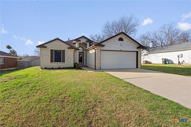 1906 E 18 Th St, House other with 3 bedrooms, 2 bathrooms and null parking in Georgetown TX | Image 5