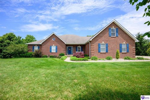330 Stonebriar Dr, Elizabethtown, KY, 42701-5371 | Card Image