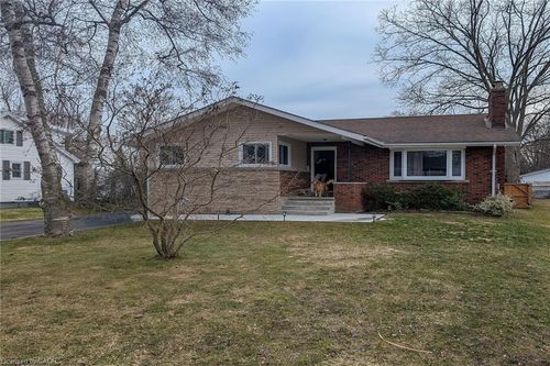 168 Fairview Avenue E, Dunnville, ON, N1A1B1 | Card Image
