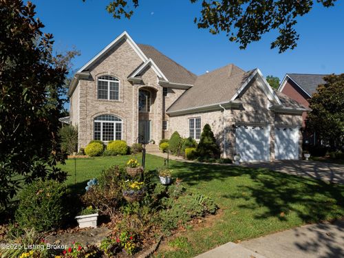 11006 Radleigh Ln, Louisville, KY, 40291-5081 | Card Image