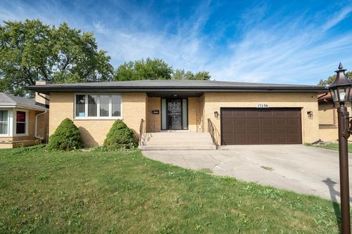 17258 William St, Lansing, IL, 60438-1383 | Card Image