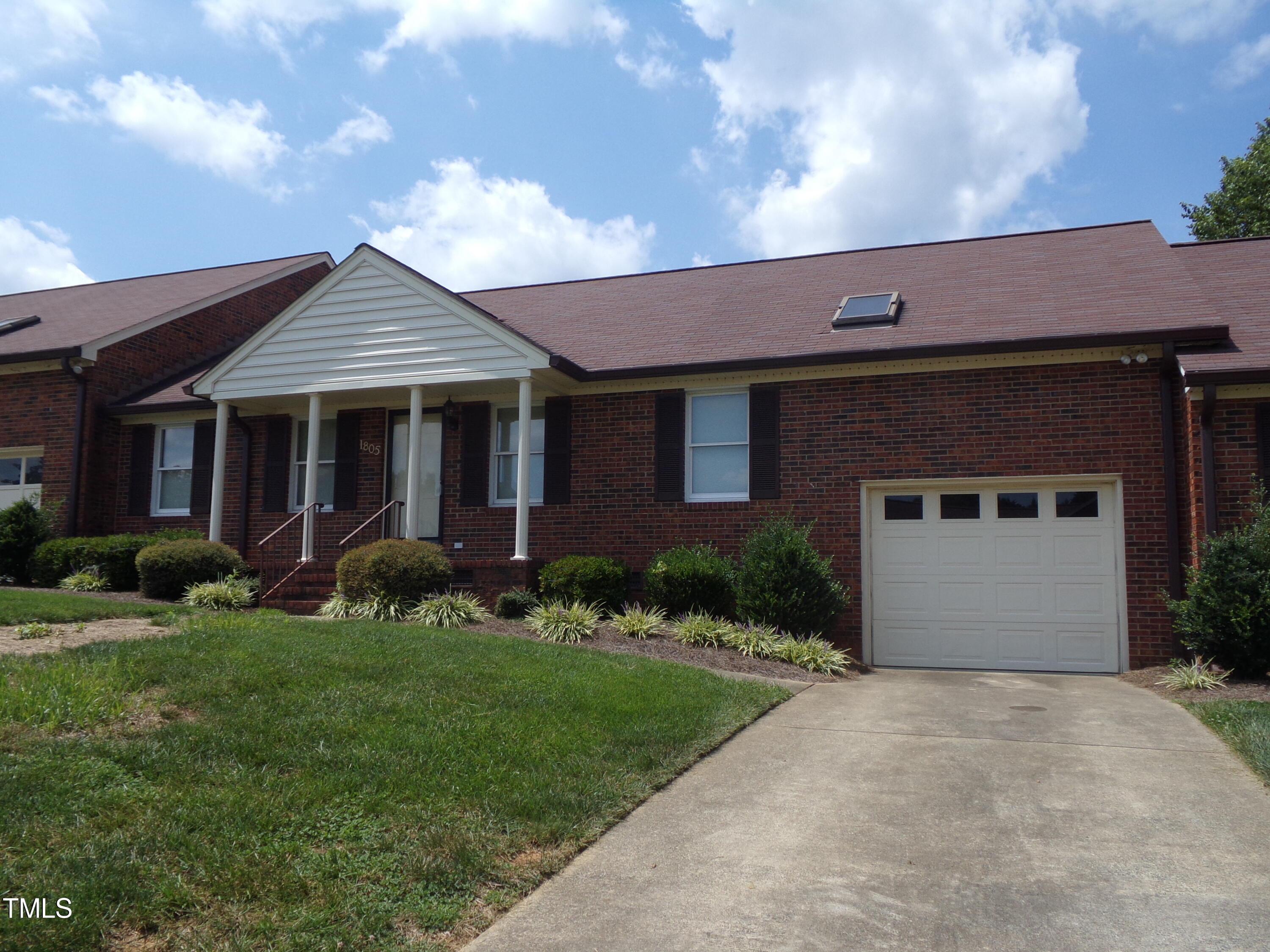 Meadow Green Dr, Graham, NC 27253