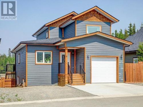 16-19 Wann Rd, Whitehorse, YT, Y1A0K4 | Card Image