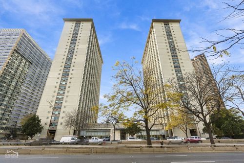 1214-3600 N Lake Shore Dr, Chicago, IL, 60613-4619 | Card Image