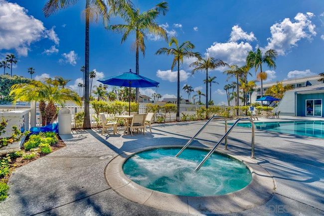 34 Montego Ct, Condo with 2 bedrooms, 3 bathrooms and 2 parking in Coronado CA | Image 35