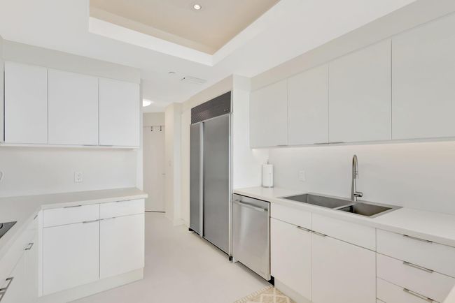 APT-240 - 2920 Se Dune Dr, Condo with 3 bedrooms, 3 bathrooms and null parking in Stuart FL | Image 20