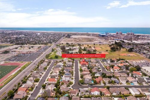 21211 Poston Ln, Huntington Beach, CA, 92646-7107 | Card Image