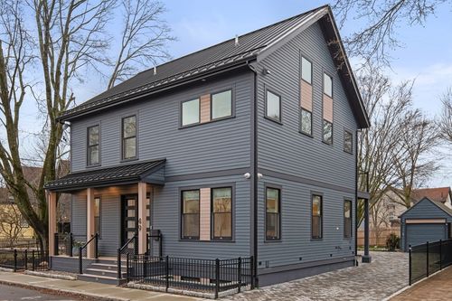 49 Sargent St, Cambridge, MA, 02140-2529 | Card Image