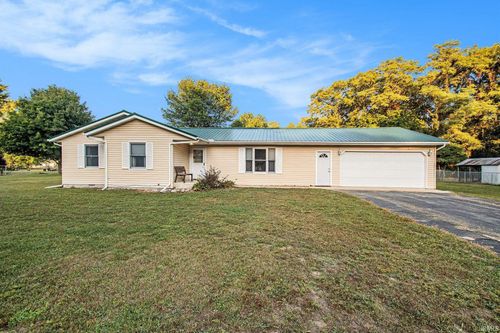 2695 E Tribue Dr, Knox, IN, 46534 | Card Image