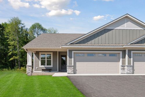 1423 Kasilof Ct, River Falls, WI, 54022-7901 | Card Image
