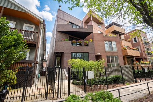3-1043 N Winchester Ave, Chicago, IL, 60622-7236 | Card Image