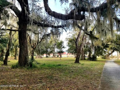 1101 N Summit St, Crescent City, FL, 32112-1721 | Card Image
