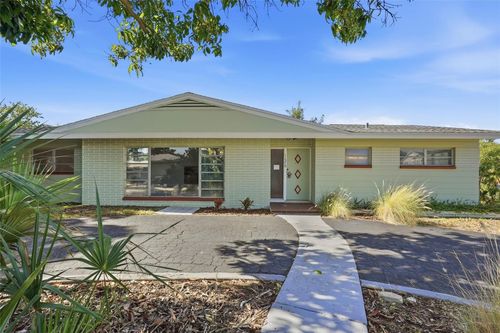 11570 60th Terrace, SEMINOLE, FL, 33772 | Card Image