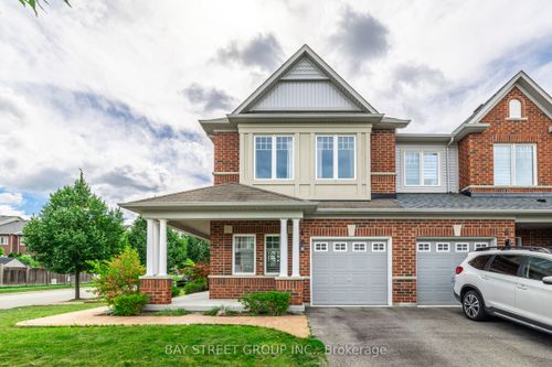 4 Courtland Cres, East Gwillimbury, ON, L9N0B2 | Card Image