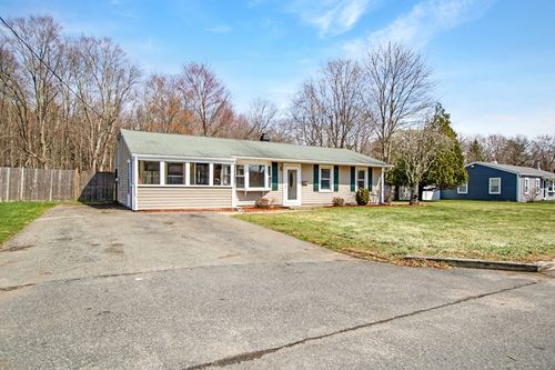 111 Hogg Memorial Dr, Whitman, MA, 02382-1826 | Card Image