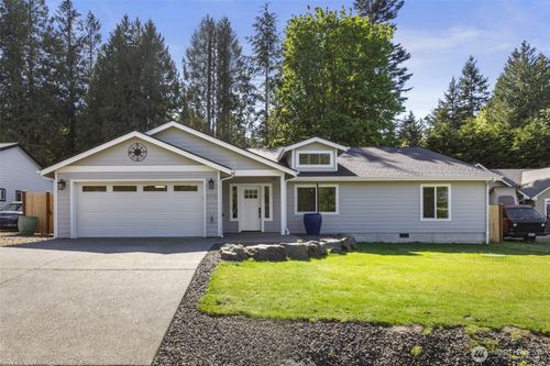 37110 Bay St Ne, Hansville, WA, 98340-9774 | Card Image