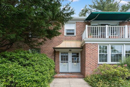 100-100 Putnam Park Park, Greenwich, CT, 06830 | Card Image
