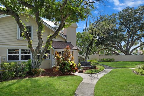 1a-8101 Oakton Ct, Lake Clarke Shores, FL, 33406-8402 | Card Image