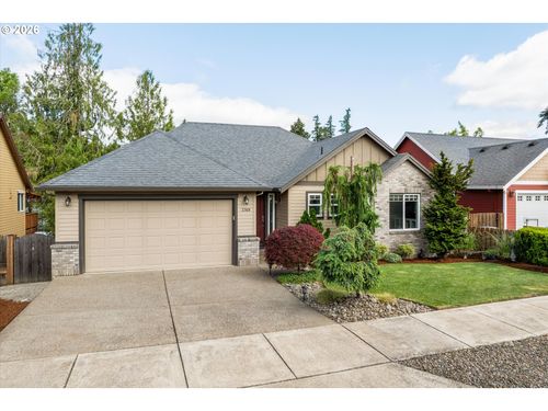 3769 10th St, Hubbard, OR, 97032 | Card Image