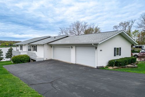 860 Breckenboro Rd, DAVIS, IL, 61019-9765 | Card Image