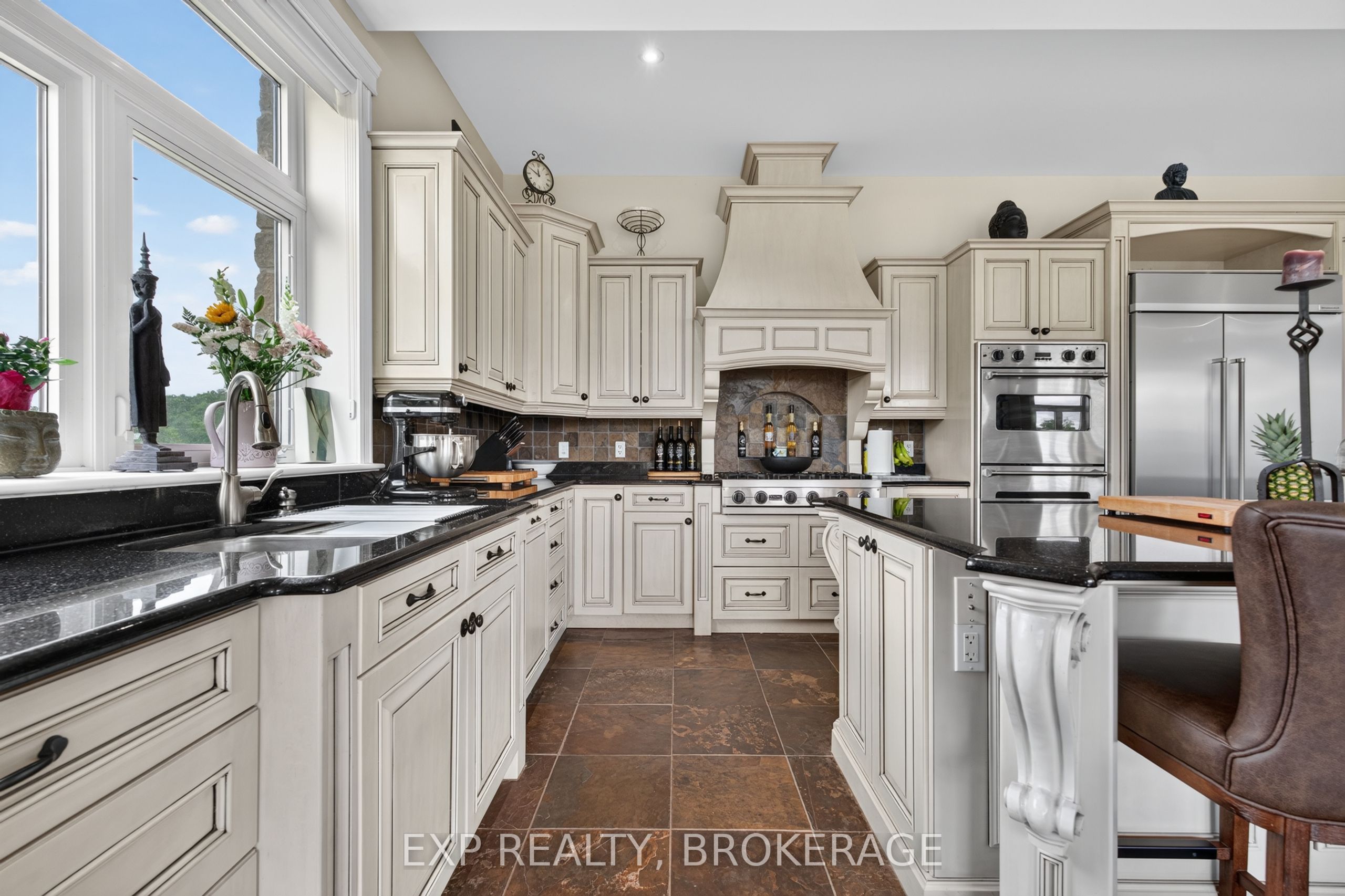 Residential in Frontenac Islands 5
