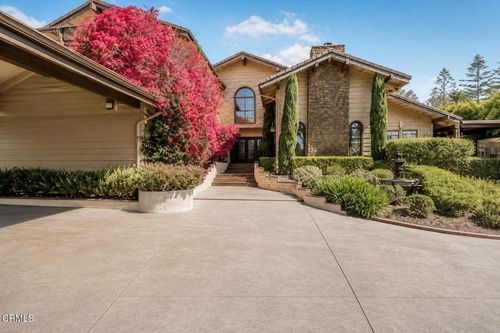 317 El Tuaca Ct, Camarillo, CA, 93010-8447 | Card Image