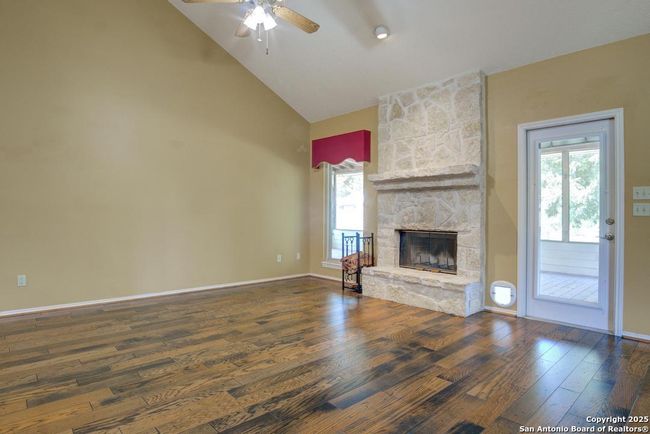 201 Cibolo Crossing Dr, House other with 3 bedrooms, 2 bathrooms and null parking in Boerne TX | Image 7
