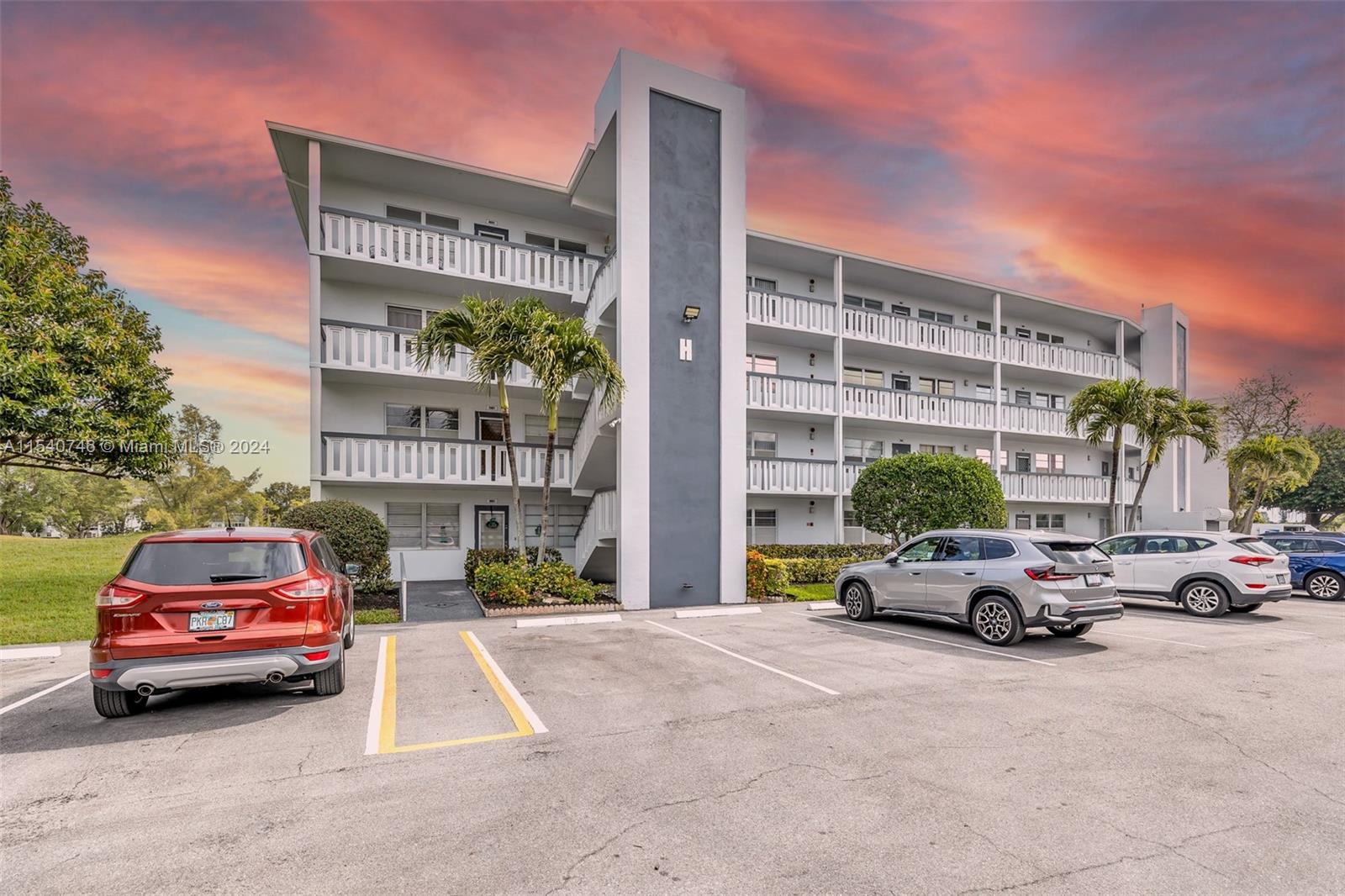 Lyndhurst H , Deerfield Beach, FL 33442
