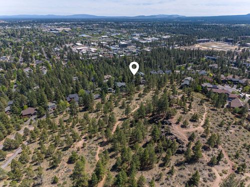 1729 Sw Troon Ave, Bend, OR, 97702-3149 | Card Image