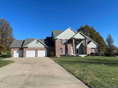 6130 Sw South Pointe Dr, House other with 4 bedrooms, 2 bathrooms and null parking in Auburn KS | Image 1